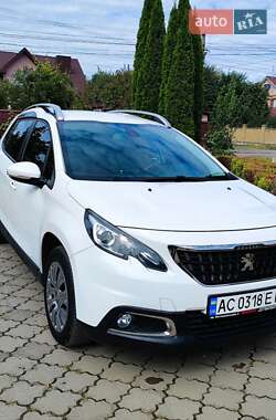 Внедорожник / Кроссовер Peugeot 2008 2017 в Луцке