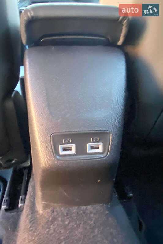 Внедорожник / Кроссовер Peugeot 2008 2021 в Ровно