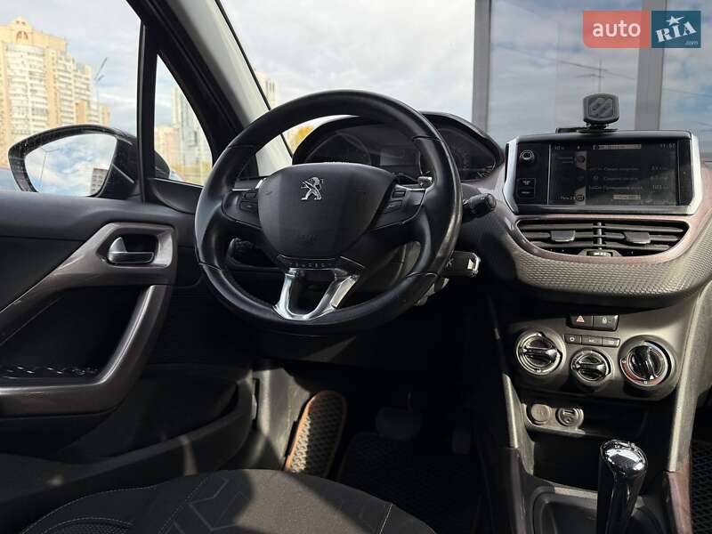 Позашляховик / Кросовер Peugeot 2008 2013 в Києві