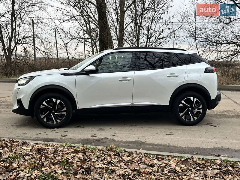 Внедорожник / Кроссовер Peugeot 2008 2020 в Киеве