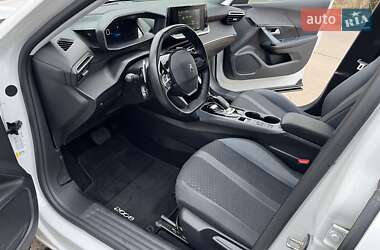 Внедорожник / Кроссовер Peugeot 2008 2020 в Киеве