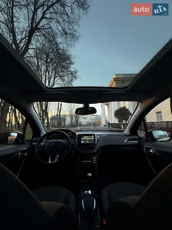 Внедорожник / Кроссовер Peugeot 2008 2015 в Староконстантинове