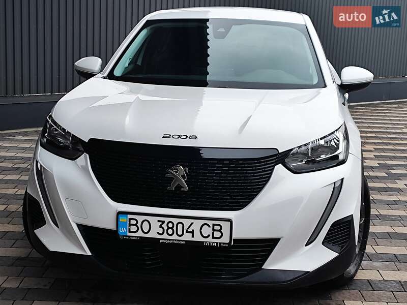 Позашляховик / Кросовер Peugeot 2008 2020 в Львові