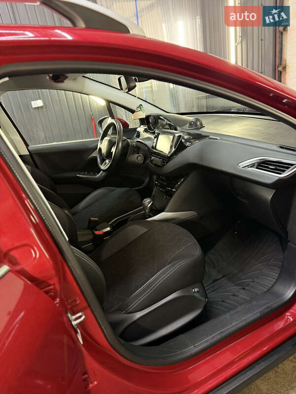 Позашляховик / Кросовер Peugeot 2008 2018 в Києві