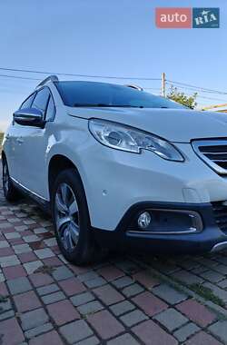 Внедорожник / Кроссовер Peugeot 2008 2015 в Одессе