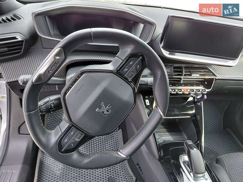 Внедорожник / Кроссовер Peugeot 2008 2021 в Шостке