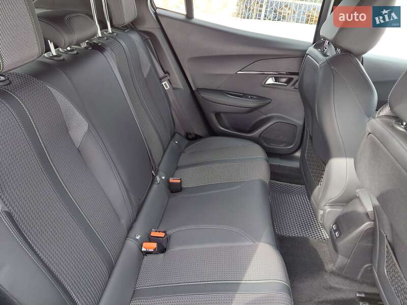 Внедорожник / Кроссовер Peugeot 2008 2021 в Шостке