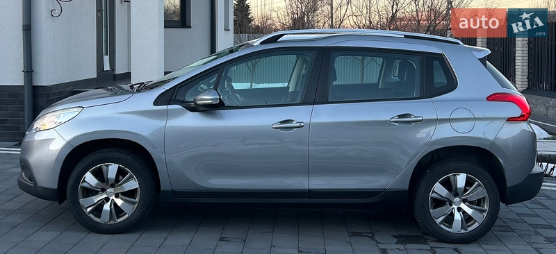 Внедорожник / Кроссовер Peugeot 2008 2016 в Шепетовке