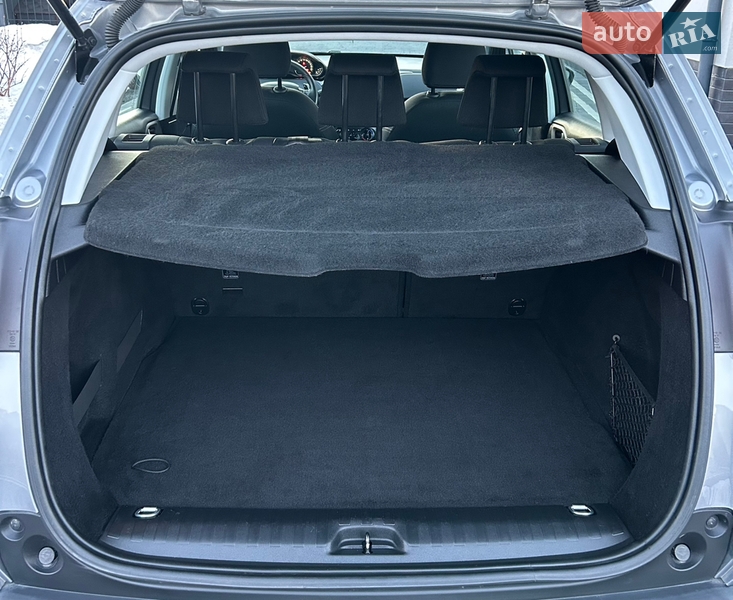 Внедорожник / Кроссовер Peugeot 2008 2016 в Шепетовке