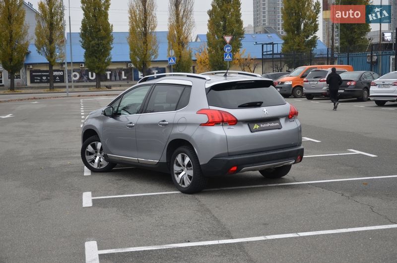 Внедорожник / Кроссовер Peugeot 2008 2016 в Киеве
