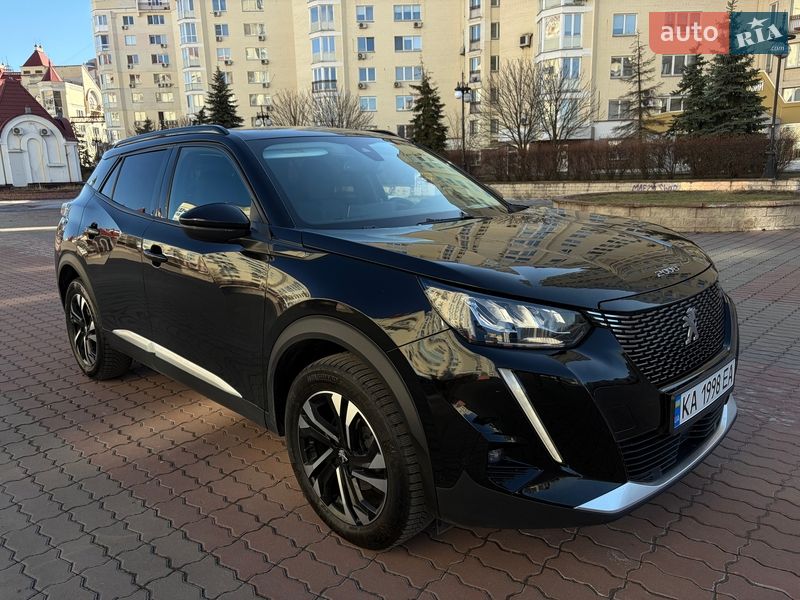 Внедорожник / Кроссовер Peugeot 2008 2021 в Киеве