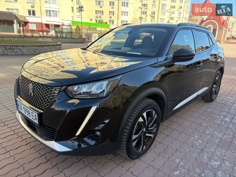 Внедорожник / Кроссовер Peugeot 2008 2021 в Киеве