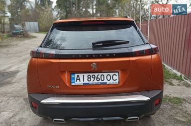 Внедорожник / Кроссовер Peugeot 2008 2020 в Киеве