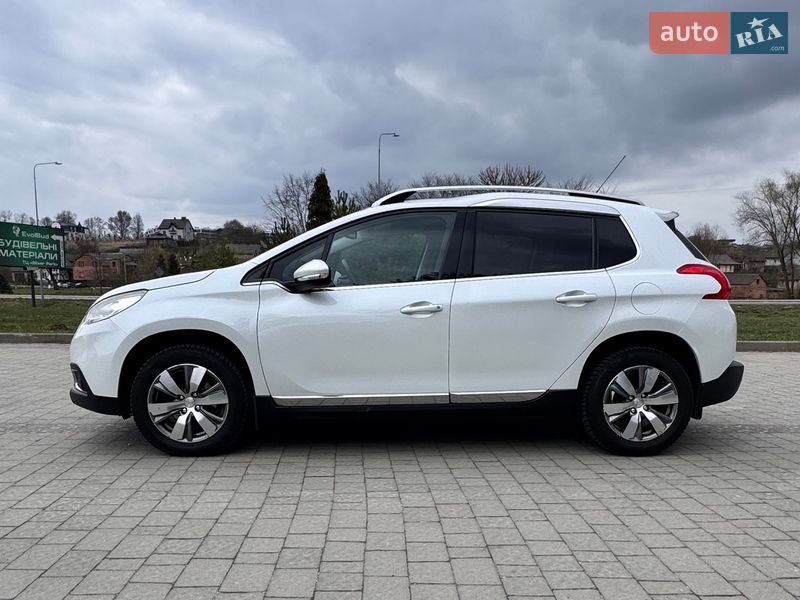Внедорожник / Кроссовер Peugeot 2008 2014 в Львове фото 2 Внедорожник / Кроссовер Peugeot 2008 2014 в Львове