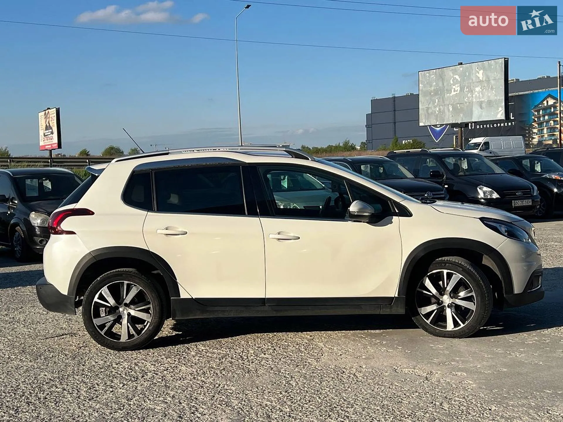 2019 Peugeot 2008 - мініатюра 9
