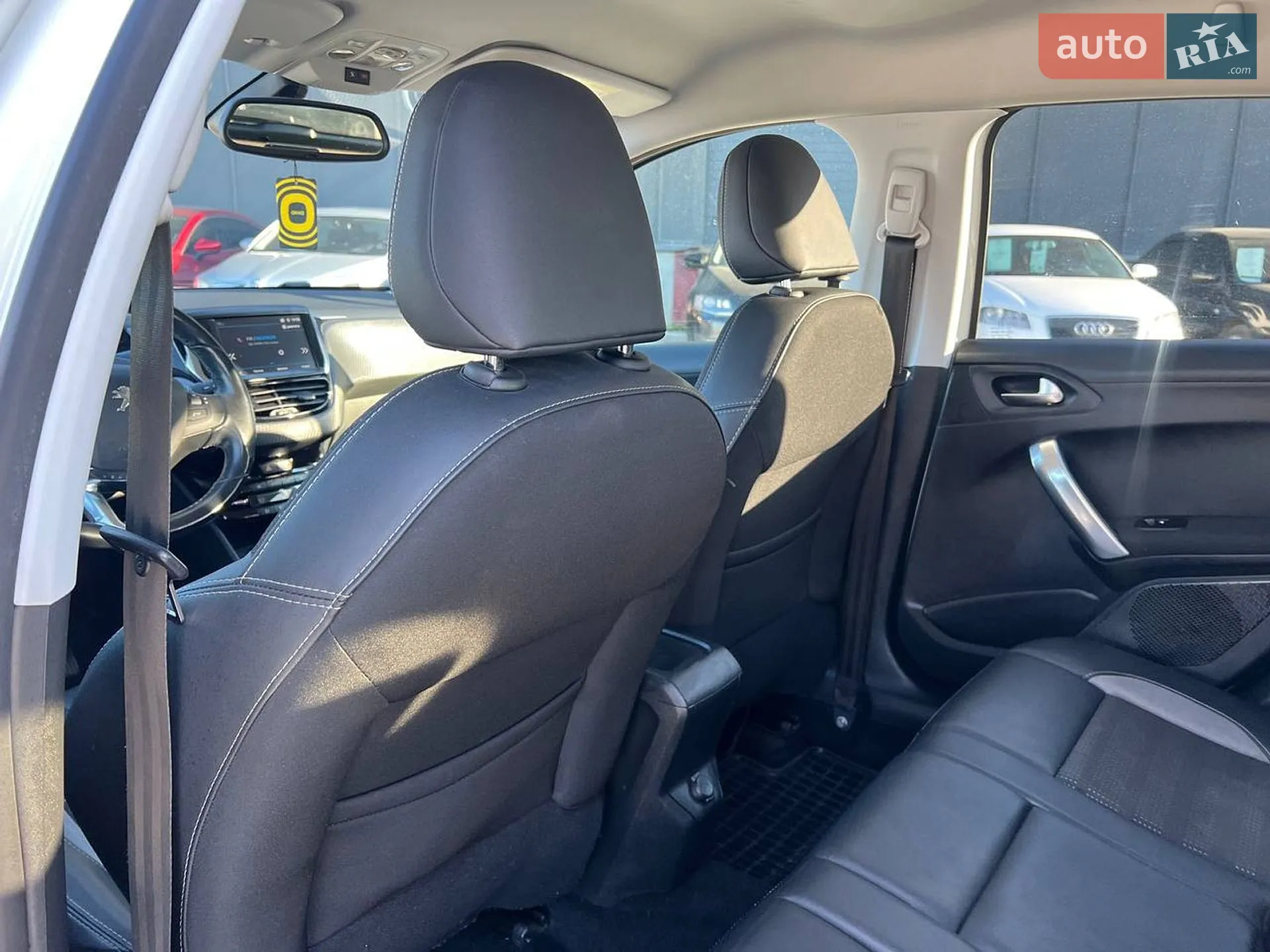 2019 Peugeot 2008 - мініатюра 36