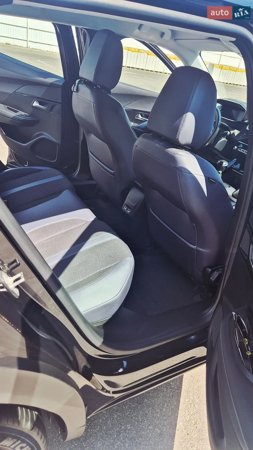 2019 Peugeot 2008 - мініатюра 14