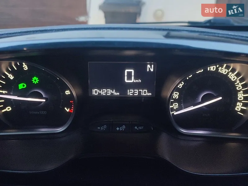 Peugeot 2008 2015 VIN VF3CUHMZ0FY119159 фото оголошення 30 з 58