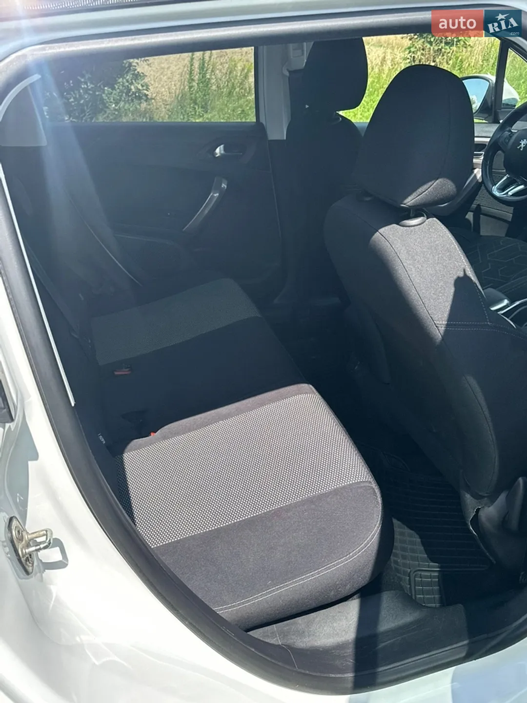 2014 Peugeot 2008 - мініатюра 9