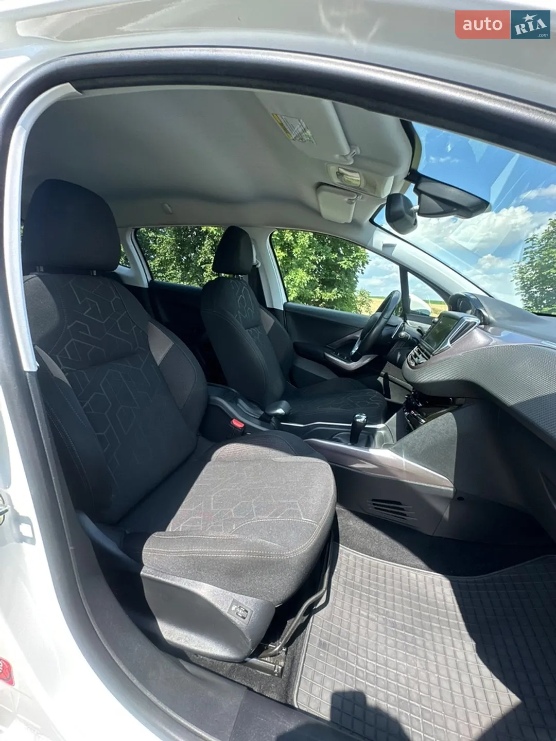 2014 Peugeot 2008 - мініатюра 21