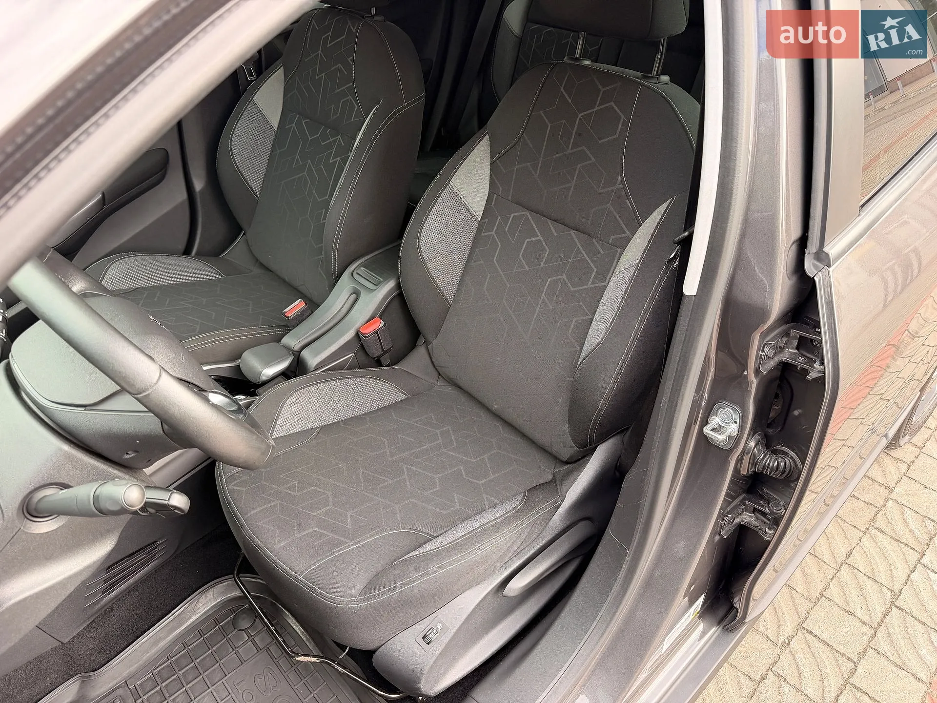2019 Peugeot 2008 - мініатюра 17