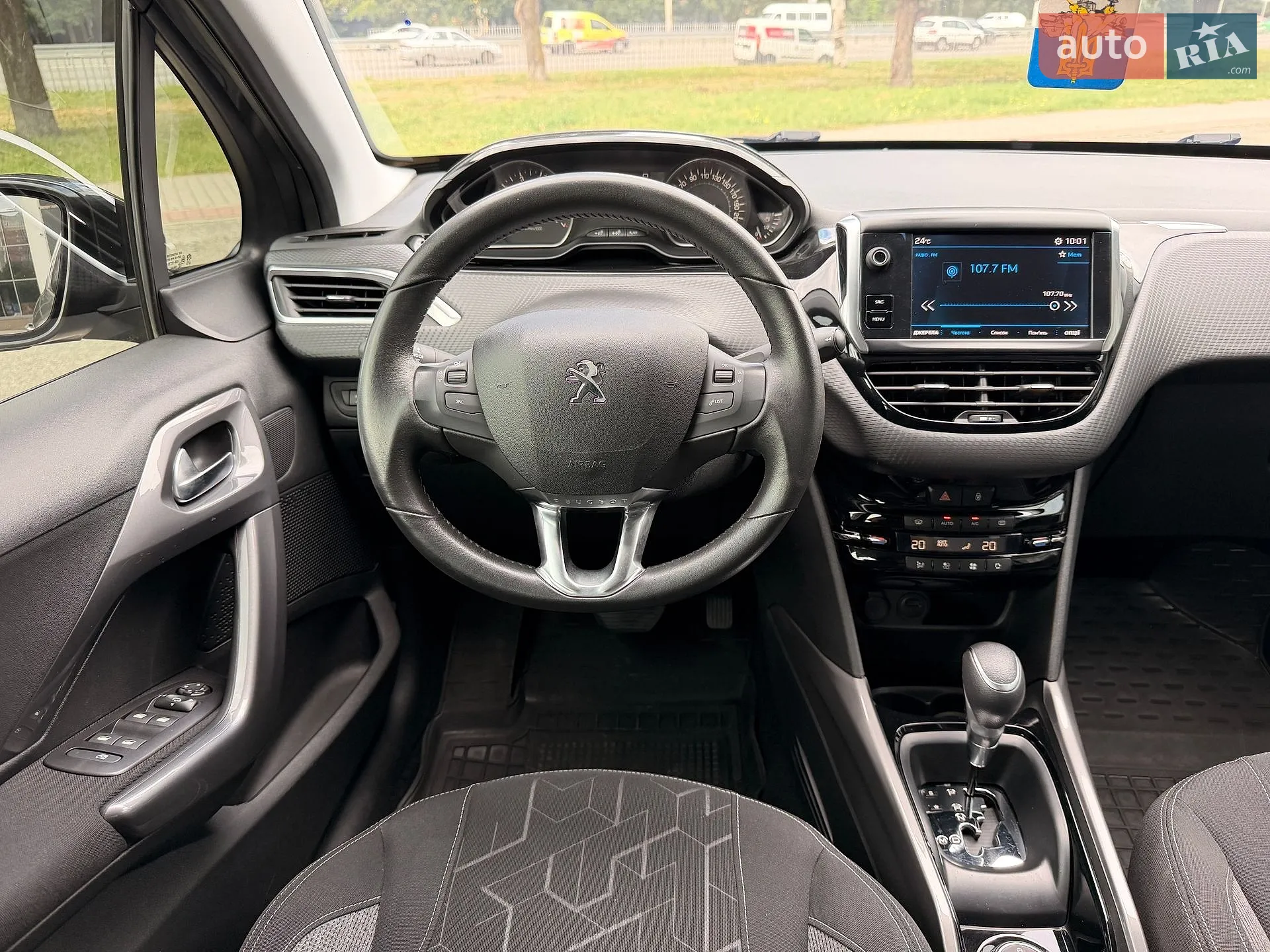 2019 Peugeot 2008 - мініатюра 28
