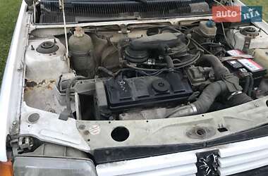 Хетчбек Peugeot 205 1988 в Яворові