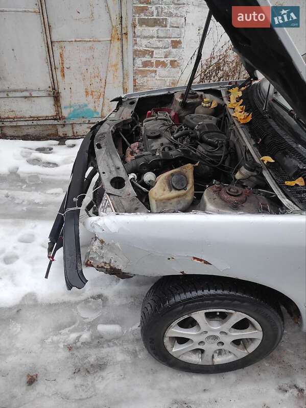 Хетчбек Peugeot 205 1986 в Києві