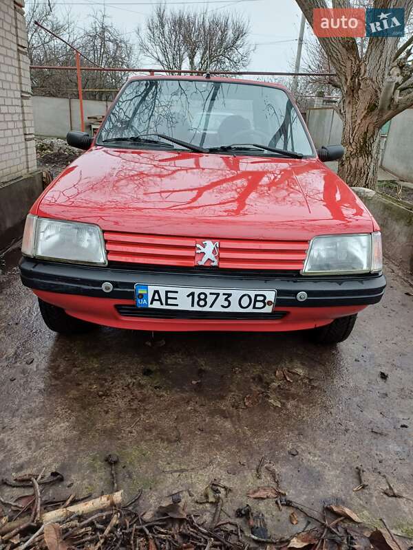 Хэтчбек Peugeot 205 1990 в Днепре