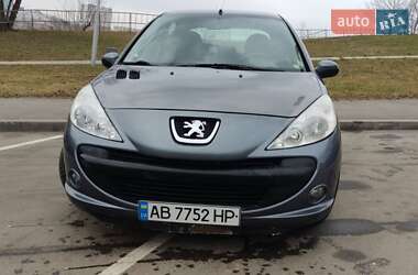 Хэтчбек Peugeot 206 plus 2012 в 