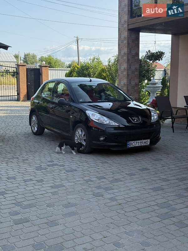 Peugeot 206+ 2011