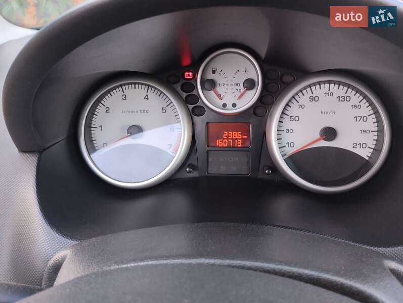 Хэтчбек Peugeot 206 plus 2011 в Луцке фото 5 Хэтчбек Peugeot 206 plus 2011 в Луцке