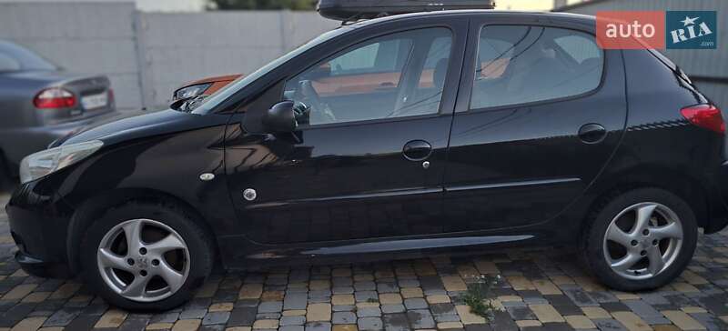 Хетчбек Peugeot 206+ 2012 в Києві фото 14 Хетчбек Peugeot 206+ 2012 в Києві
