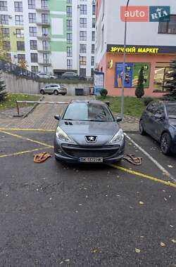 Хэтчбек Peugeot 206 plus 2010 в Ровно