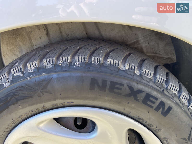 Хетчбек Peugeot 206+ 2010 в Львові