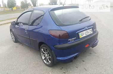 Хэтчбек Peugeot 206 2000 в Запорожье