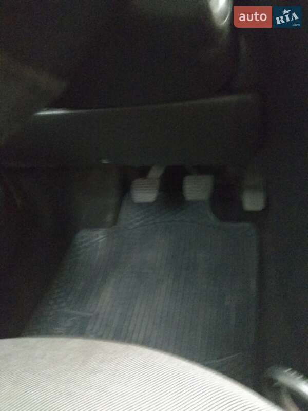 Седан Peugeot 206 2008 в Новомиргороді