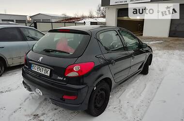 Хэтчбек Peugeot 206 2011 в Тернополе