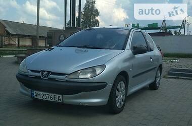 Хэтчбек Peugeot 206 2002 в Овруче