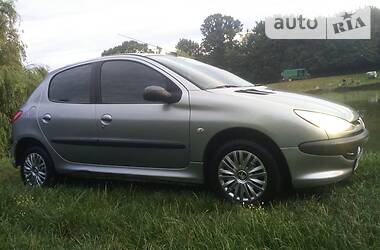 Хетчбек Peugeot 206 2005 в Крижополі