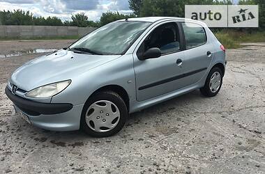 Хэтчбек Peugeot 206 2002 в Здолбунове