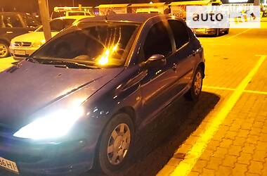 Хэтчбек Peugeot 206 2003 в Львове