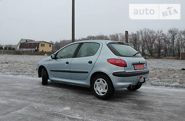 Хэтчбек Peugeot 206 2002 в Сумах