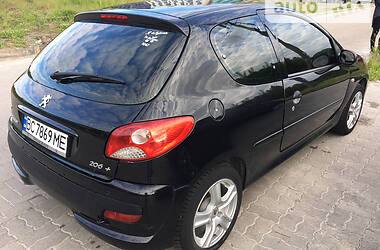 Купе Peugeot 206 2011 в Львове