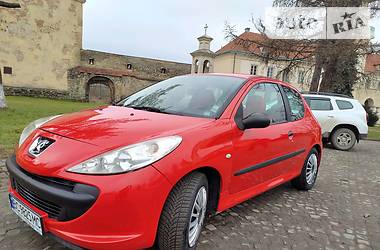 Хэтчбек Peugeot 206 2009 в Жовкве