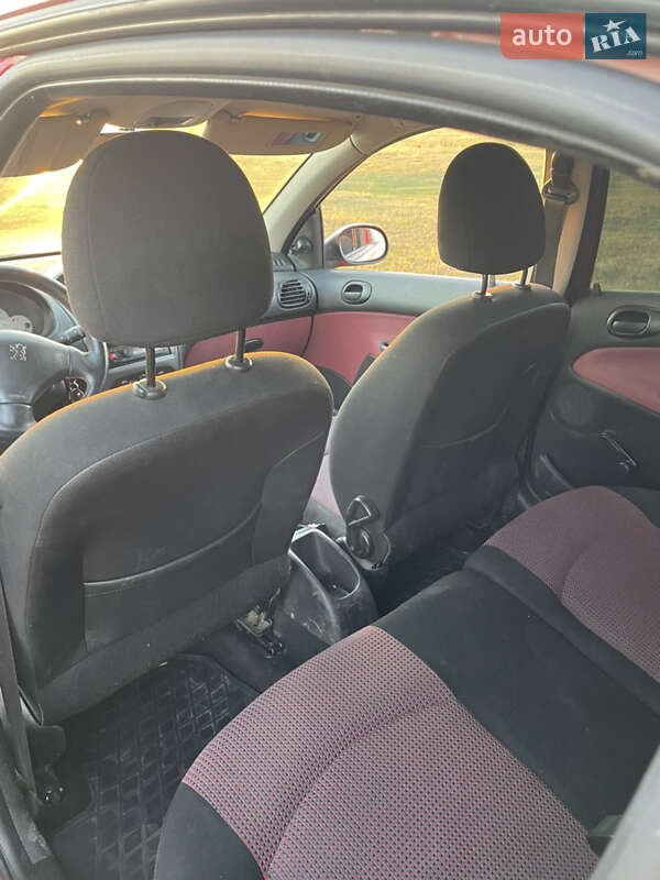 Хетчбек Peugeot 206 2005 в Тячеві
