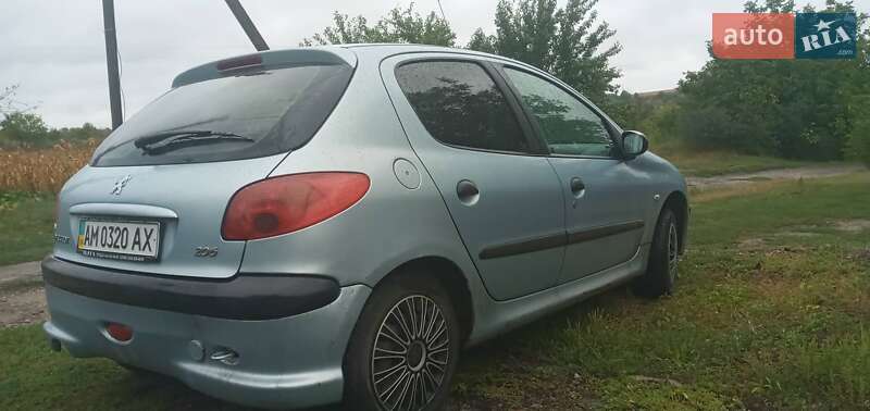 Peugeot 206 2005