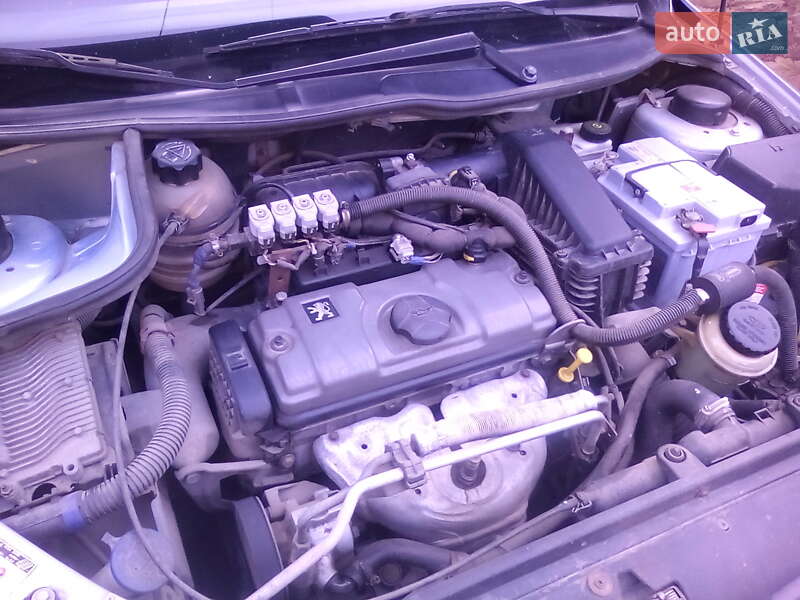 Хэтчбек Peugeot 206 2005 в Благовещенском фото 6 Хэтчбек Peugeot 206 2005 в Благовещенском