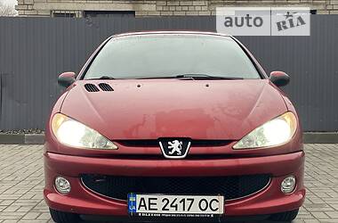 Хэтчбек Peugeot 206 2007 в 