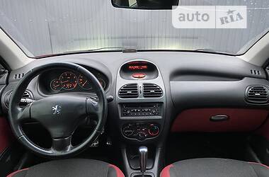 Хэтчбек Peugeot 206 2007 в 